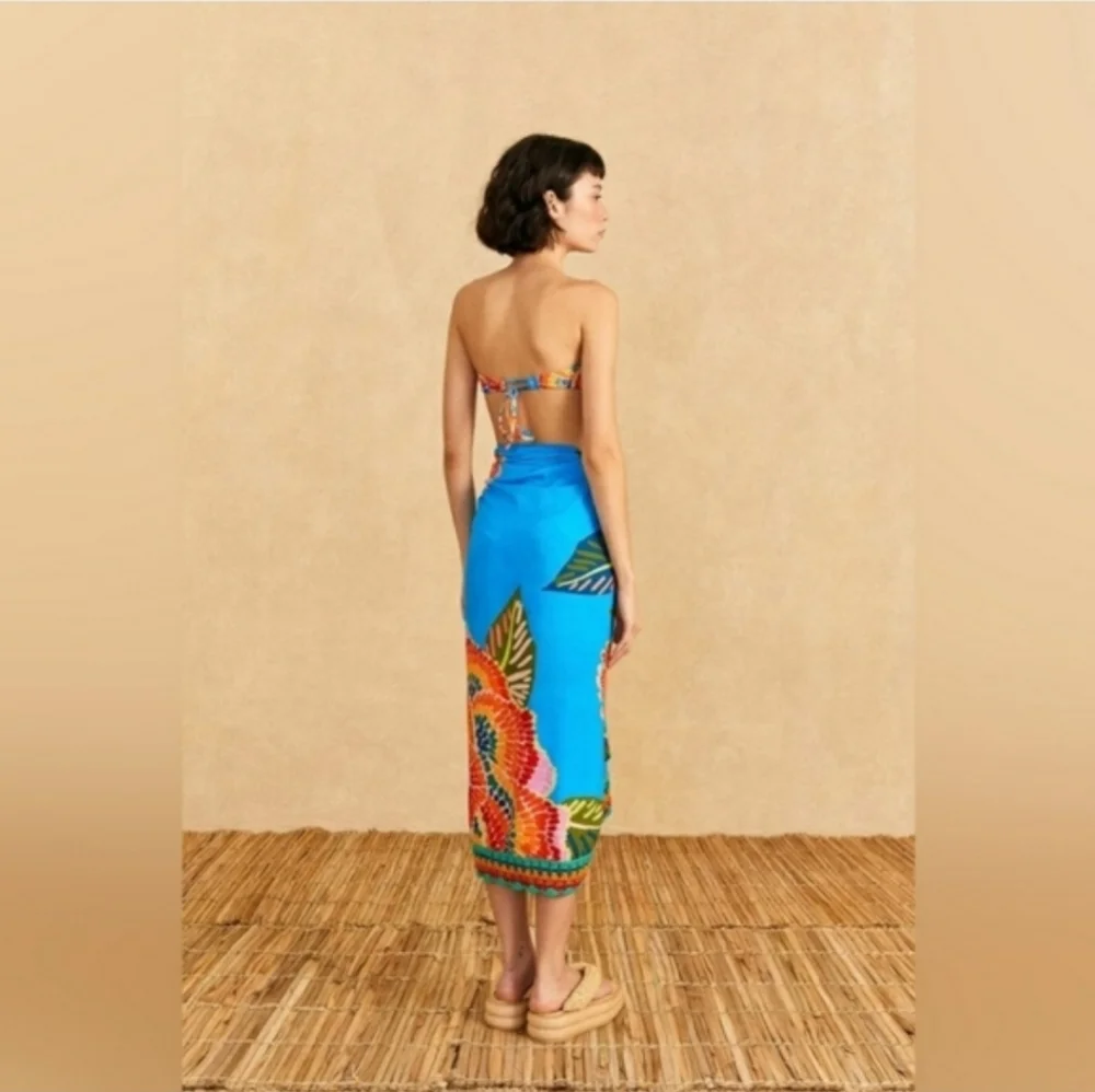 Farm Rio Sarong - Picture 3 of 9